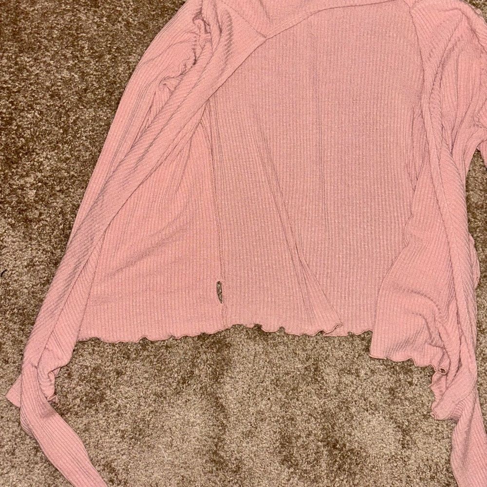 Abercrombie & Fitch ballet wrap sweater in a soft pink hue! Size L - Picture 5 of 12